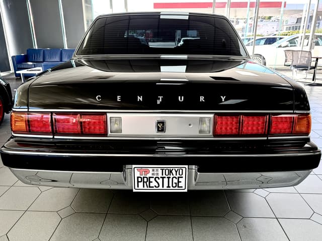 2010 Toyota Century JDM car for sale — photo 4 of 5