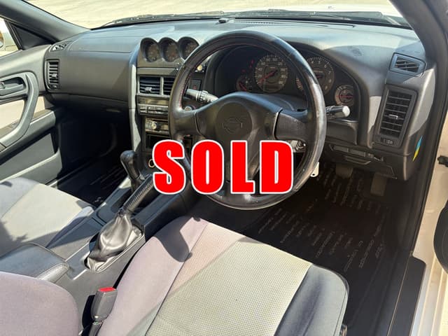 1998 Nissan Skyline JDM car for sale — photo 11 of 18