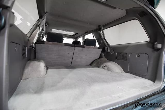 1993 Toyota Hilux Surf JDM car for sale — photo 22 of 25