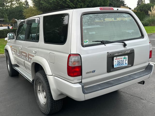 1997 Toyota Hilux Surf JDM car for sale — photo 3 of 18