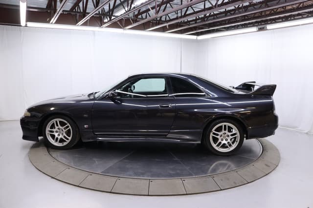 1995 Nissan Skyline JDM car for sale — photo 4 of 25