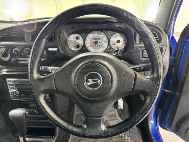 2001 Daihatsu Mira JDM car for sale — photo 16 of 25