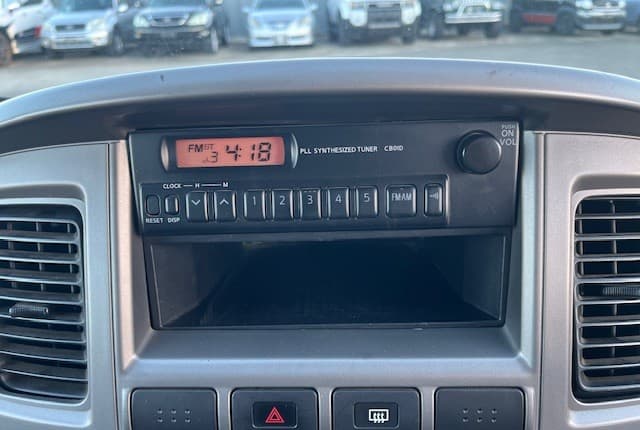 2012 Nissan Caravan JDM car for sale — photo 7 of 25
