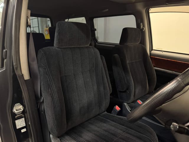 2001 Honda Stepwagon JDM car for sale — photo 23 of 25