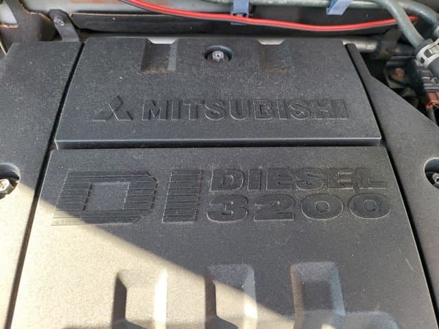 2000 Mitsubishi Pajero JDM car for sale — photo 7 of 20