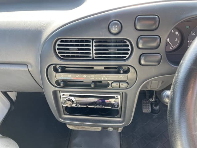 1997 Daihatsu Hijet JDM car for sale — photo 19 of 25