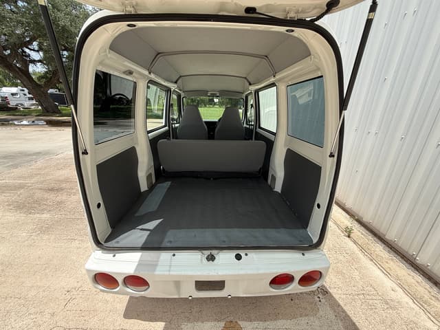 2000 Mitsubishi Minicab JDM car for sale — photo 14 of 20