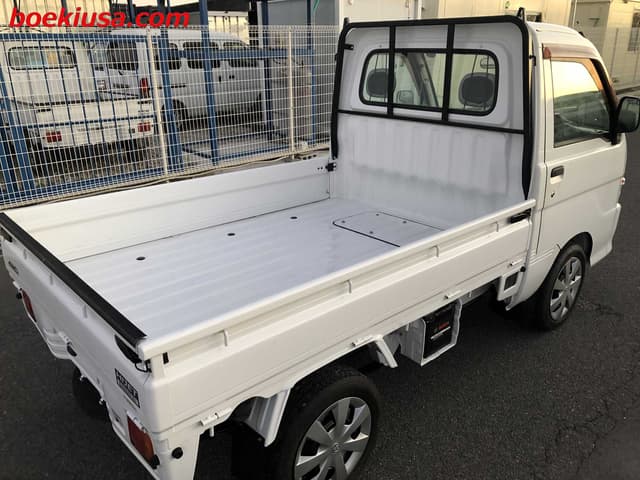 2000 Daihatsu Hijet JDM car for sale — photo 4 of 22
