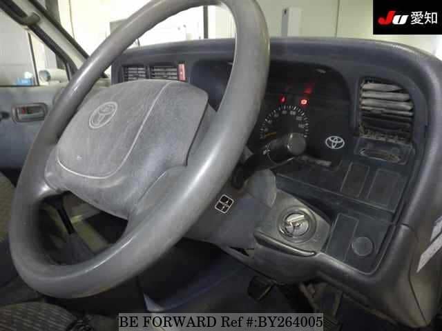 2003 Toyota HiAce JDM car for sale — photo 5 of 5