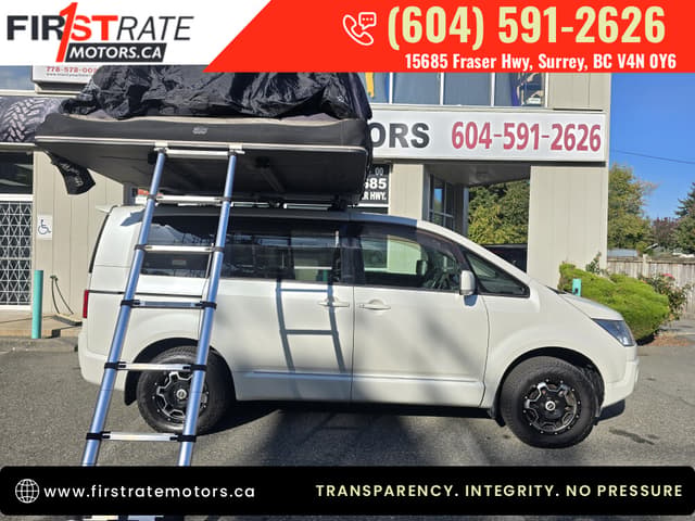 2009 Mitsubishi Delica JDM car for sale — photo 14 of 24