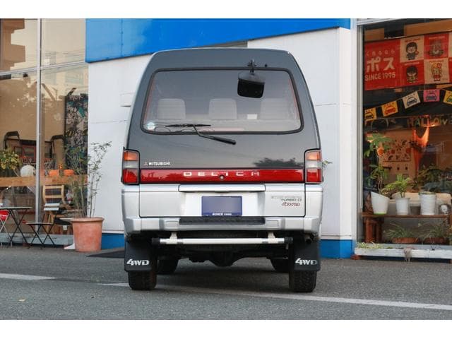 1992 Mitsubishi Delica JDM car for sale — photo 25 of 25