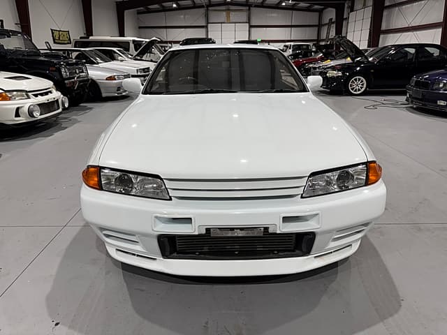 1995 Nissan Skyline JDM car for sale — photo 10 of 23