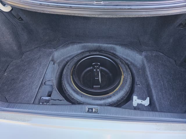 1995 Toyota Celsior JDM car for sale — photo 13 of 44