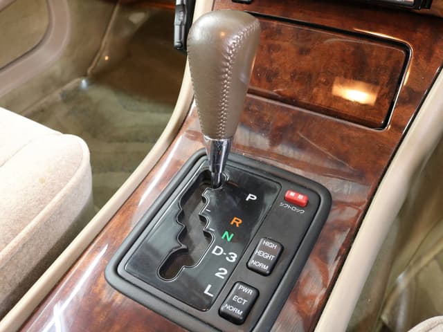1997 Toyota Celsior JDM car for sale — photo 16 of 25