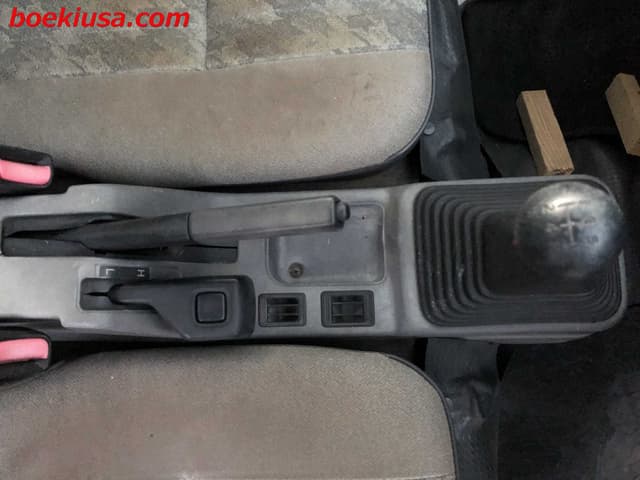 1997 Mitsubishi Minicab JDM car for sale — photo 15 of 24
