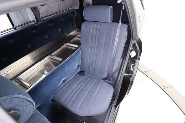 1995 Toyota Crown JDM car for sale — photo 19 of 25