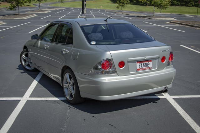 1999 Toyota Altezza JDM car for sale — photo 4 of 23