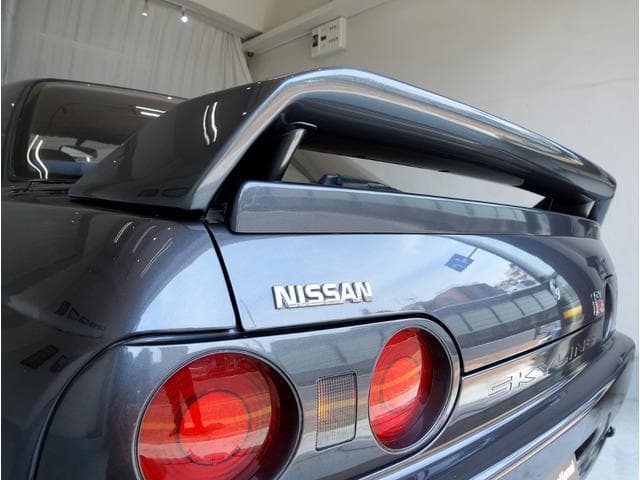 1990 Nissan Skyline JDM car for sale — photo 10 of 25