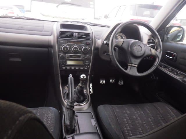1998 Toyota Altezza JDM car for sale — photo 7 of 10