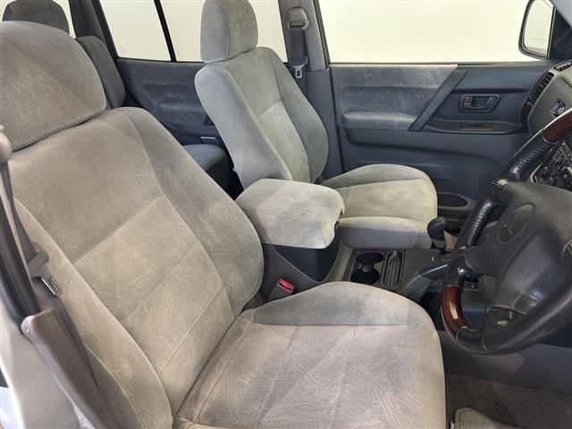 1999 Mitsubishi Pajero JDM car for sale — photo 20 of 23