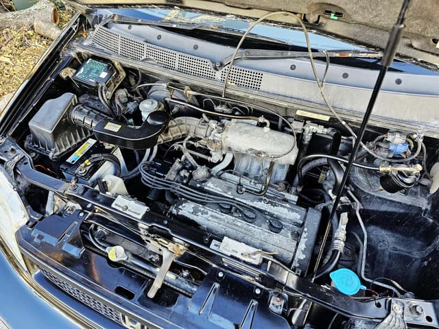 1997 Honda Stepwagon JDM car for sale — photo 21 of 25