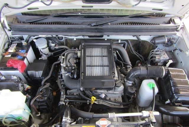 2009 Suzuki Jimny JDM car for sale — photo 12 of 13