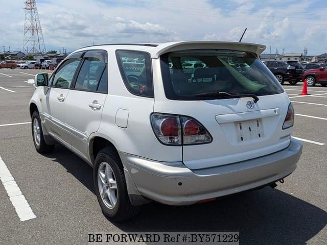 2001 Toyota Harrier JDM car for sale — photo 3 of 25
