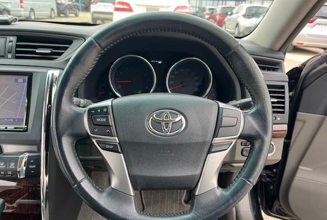 2010 Toyota Mark X JDM car for sale — photo 11 of 25
