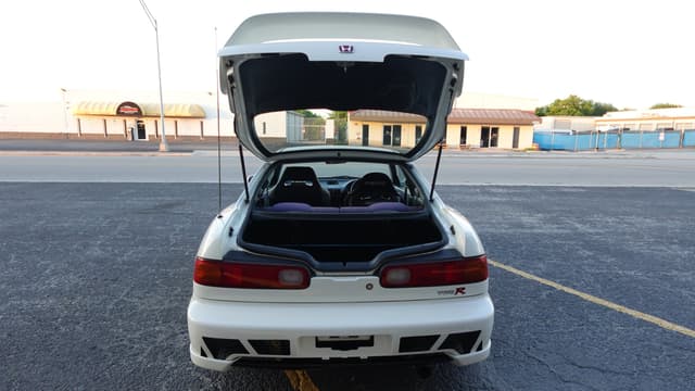 1998 Honda Integra JDM car for sale — photo 11 of 12