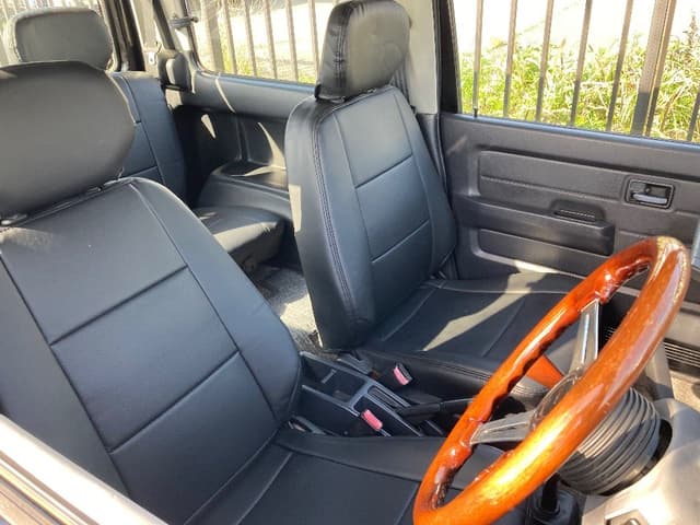 1996 Suzuki Jimny JDM car for sale — photo 11 of 25