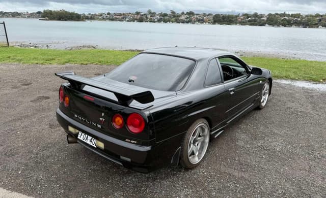 1998 Nissan Skyline JDM car for sale — photo 10 of 14