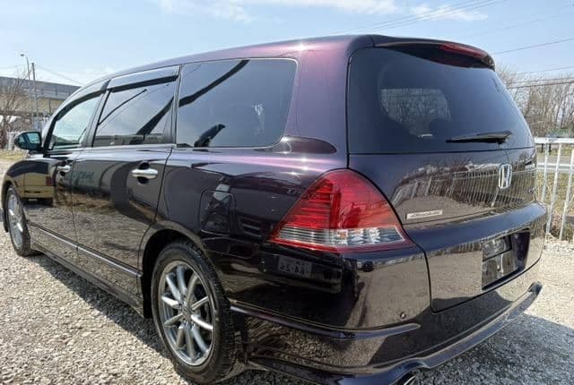 2004 Honda Odyssey JDM car for sale — photo 4 of 18