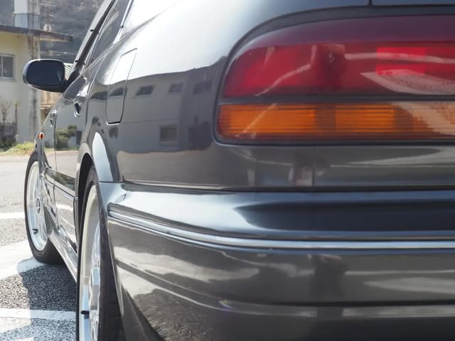1990 Mitsubishi Diamante JDM car for sale — photo 20 of 25