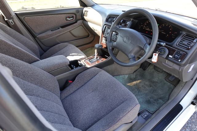 1996 Toyota Mark II JDM car for sale — photo 17 of 19