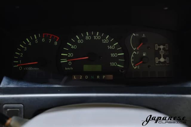 1994 Mitsubishi Delica JDM car for sale — photo 14 of 25