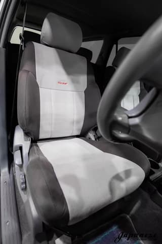 1999 Toyota Hilux Surf JDM car for sale — photo 14 of 25