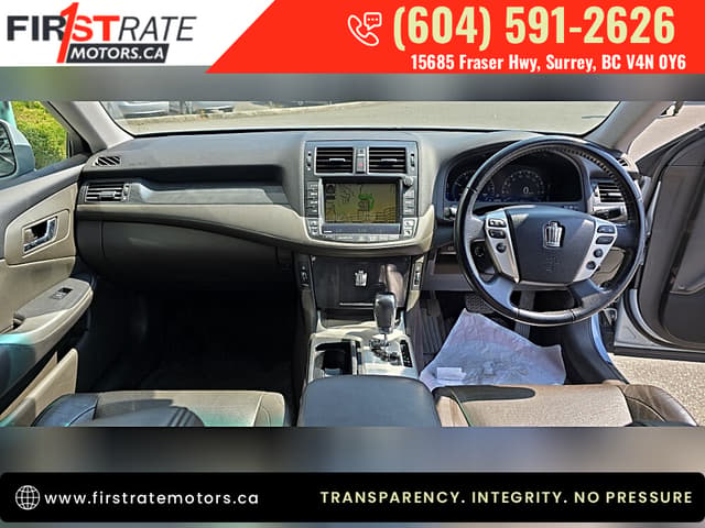 2010 Toyota Crown JDM car for sale — photo 14 of 20