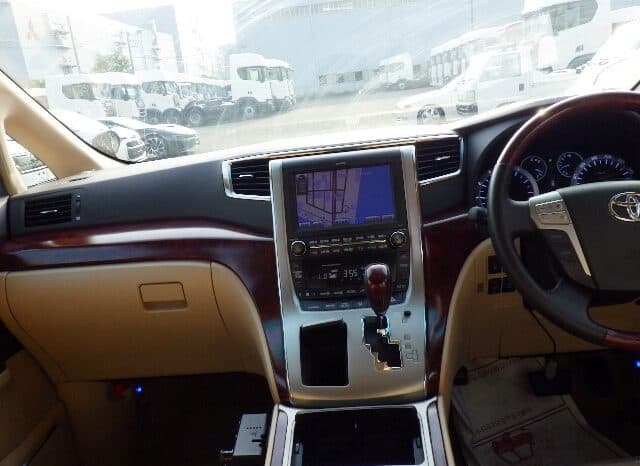 2009 Toyota Vellfire JDM car for sale — photo 6 of 13