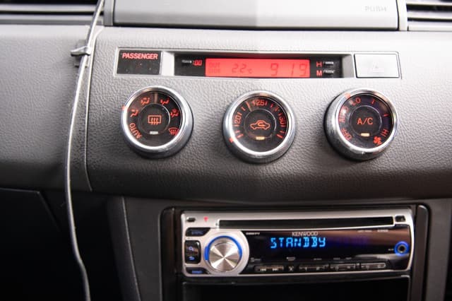 2001 Toyota Will JDM car for sale — photo 12 of 17