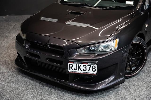 2008 Mitsubishi Lancer Evolution JDM car for sale — photo 2 of 16