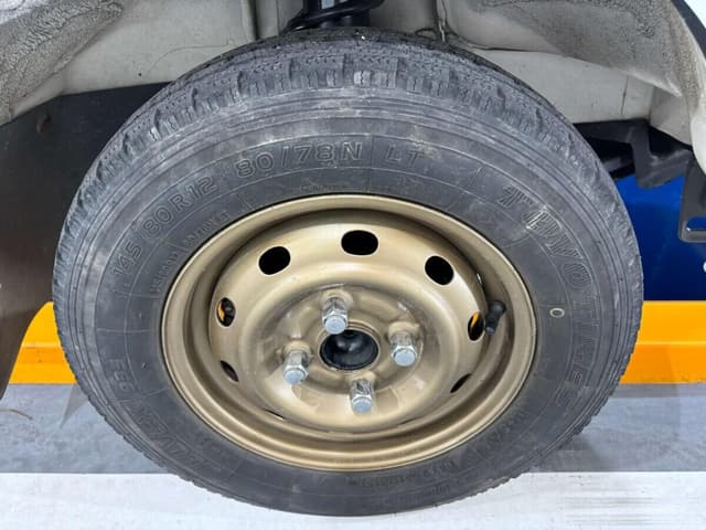 1999 Daihatsu Hijet JDM car for sale — photo 15 of 24
