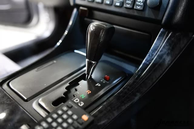 1997 Toyota Aristo JDM car for sale — photo 11 of 25