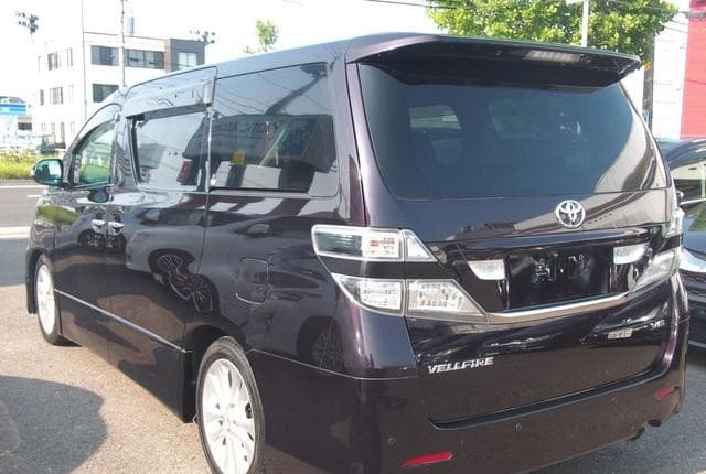 2011 Toyota Vellfire JDM car for sale — photo 9 of 25