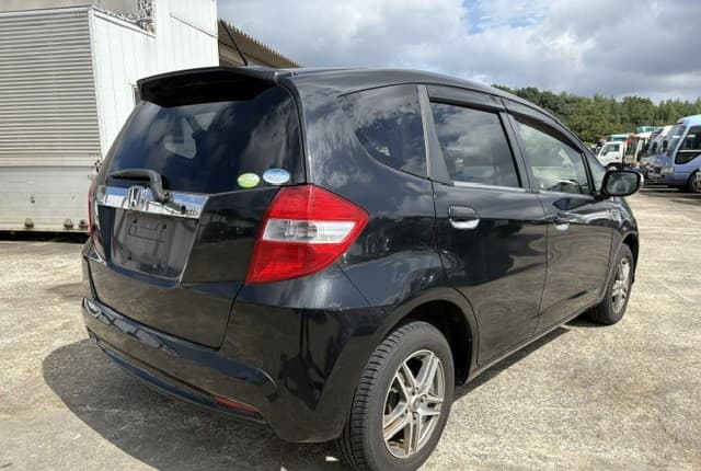 2012 Honda Fit JDM car for sale — photo 4 of 25