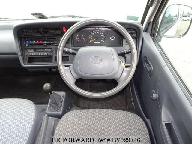 2003 Toyota HiAce JDM car for sale — photo 24 of 25