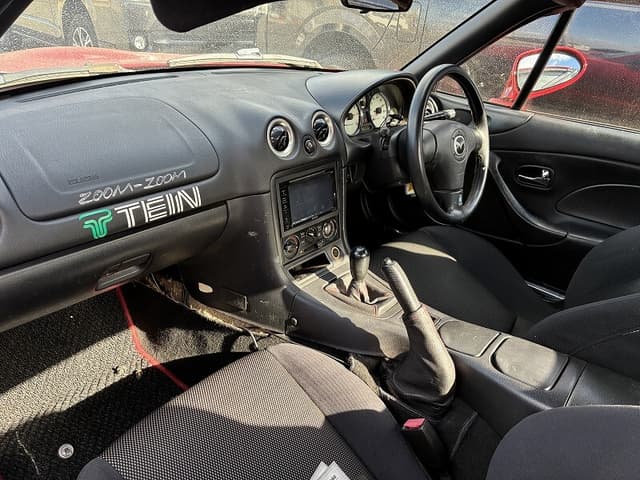 2000 Mazda Roadster (Eunos Roadster / MX-5) JDM car for sale — photo 5 of 10