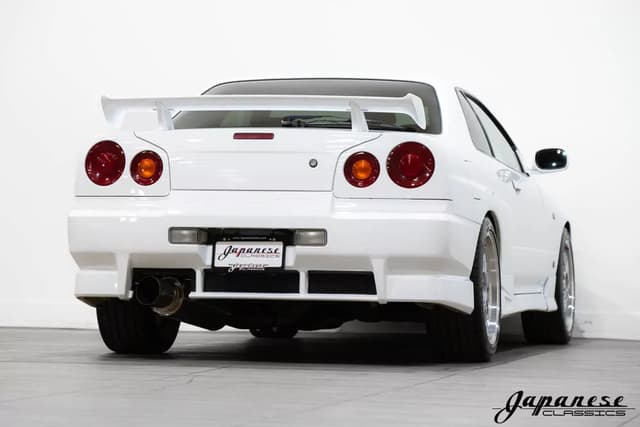 1998 Nissan Skyline JDM car for sale — photo 8 of 25