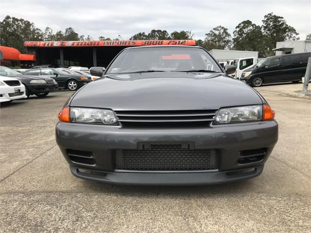 1990 Nissan Skyline JDM car for sale — photo 4 of 18