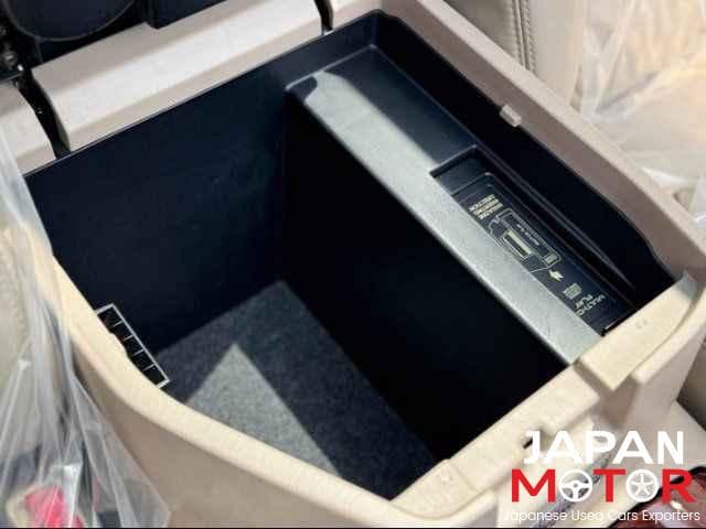 2001 Toyota Land Cruiser JDM car for sale — photo 16 of 23