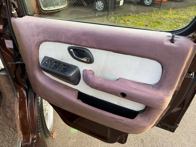 1999 Suzuki Carry JDM car for sale — photo 19 of 23